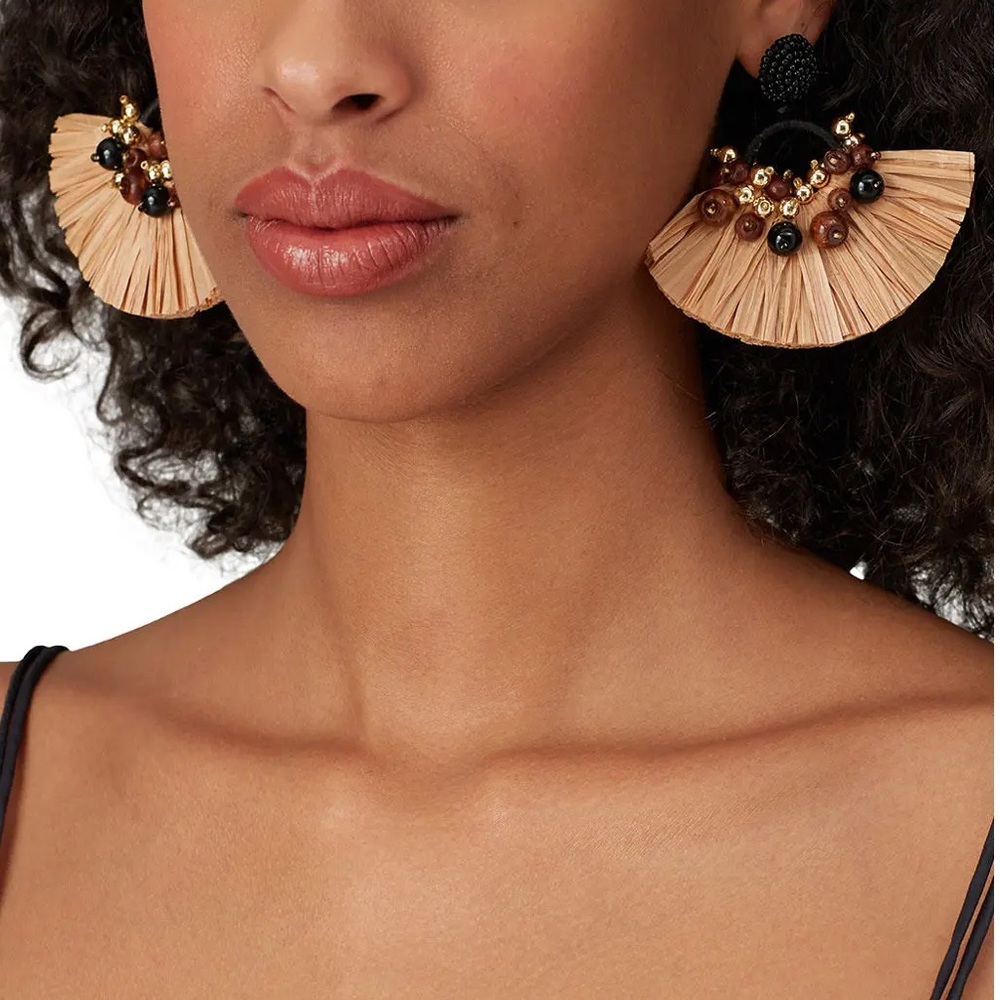 New Oscar de la Renta Beige Raffia Beaded Earrings